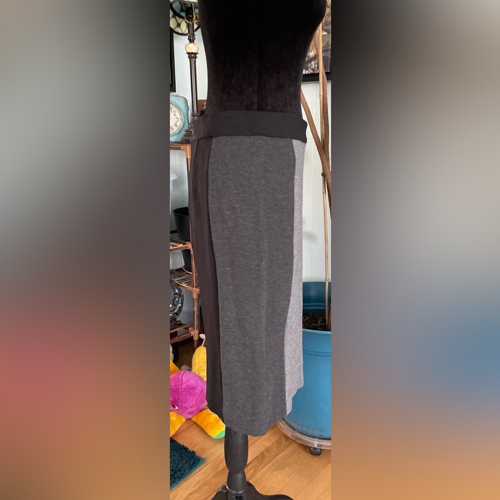 Ann Taylor Gray & Black Color Block Rayon Blend Stretch Pencil Skirt Size 8